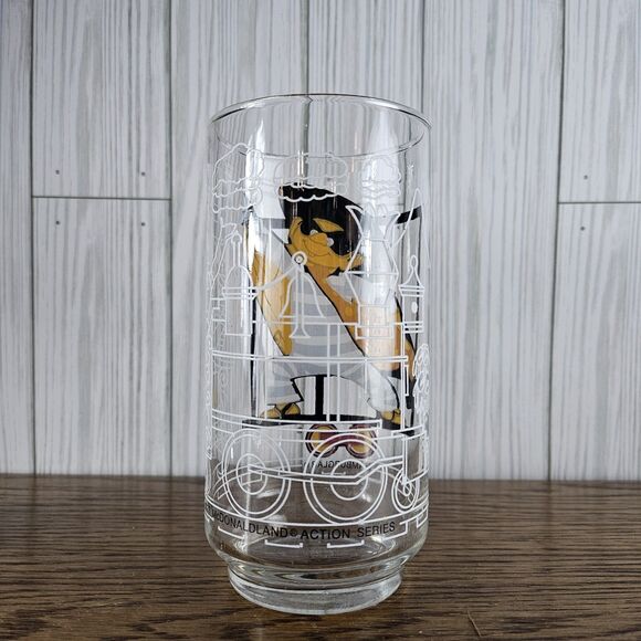 Vintage 1977 McDonalds  "Action Series" - Set Of 4 Collector Glasses Hamburgler+ - Picture 9 of 9